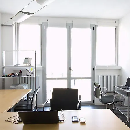 ベッド・アンド・ブレックファスト Hello