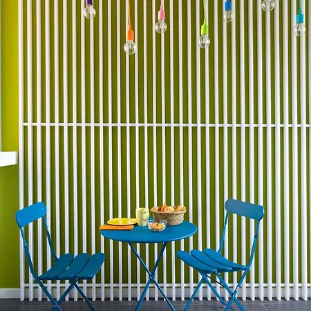 Hello ベッド・アンド・ブレックファスト 2*