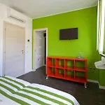 Hello Bed & Breakfast